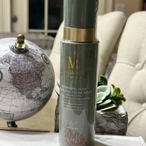 LaToua Mille Refreshing Glow Revitalizing Facial Toner 6.8oz New & Sealed 🔥